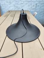 Vintage heksenhoed hanglamp matzwart, Huis en Inrichting, Lampen | Hanglampen, Ophalen, Gebruikt, Metaal, Vintage 70's