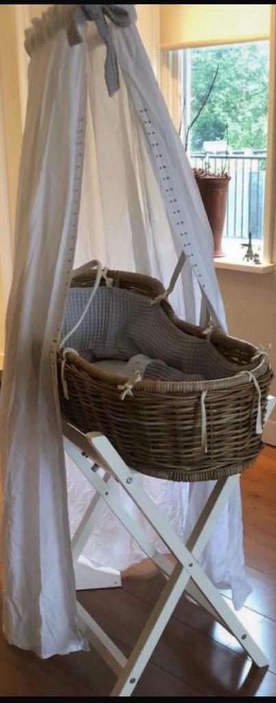 Kidsmill mozes wiegje met koeka bekleding, Kinderen en Baby's, Babywiegjes en Ledikanten, Zo goed als nieuw, Wieg, Ophalen
