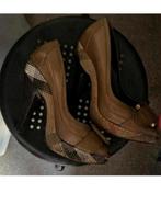 Burberry Pumps maat 37 origineel, Kleding | Dames, Schoenen, Burberry, Ophalen of Verzenden, Zo goed als nieuw