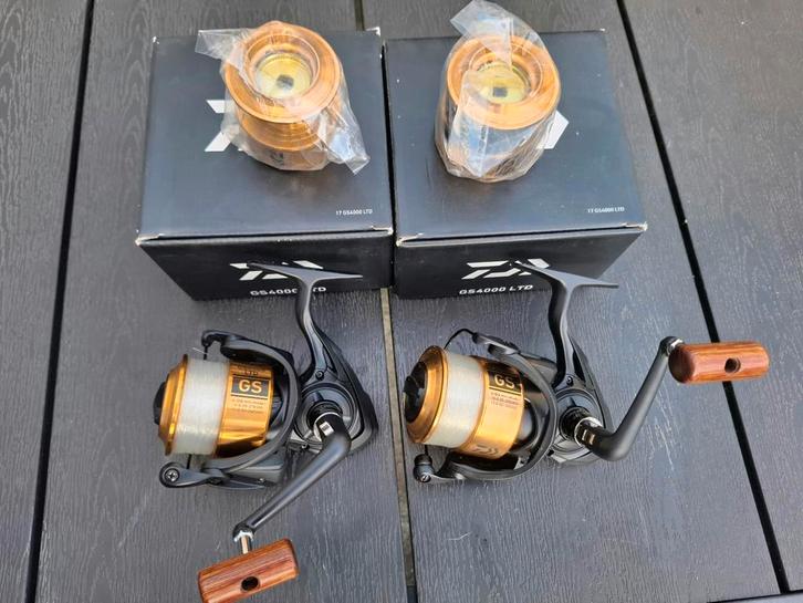 2x Daiwa Gs 4000 LTD molens in nieuwstaat!, Watersport en Boten, Hengelsport | Karpervissen, Zo goed als nieuw, Molen, Ophalen