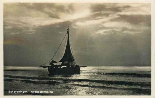 (301-068-051) Scheveningen Avondstemming, Verzamelen, Ansichtkaarten | Nederland, Zuid-Holland, Verzenden