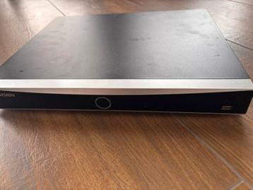 Hikvision 8 Kanaals Recorder met HDD beschikbaar voor biedingen