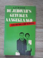 De Jehovah's getuigen aangeklaagd - A.P. Wisse, Ophalen of Verzenden, Gelezen