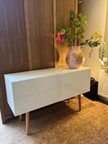 Zuiver High on Wood Dressoir (90x80x40) beschikbaar voor biedingen