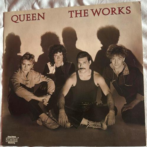 QUEEN - THE WORKS Lp (Vinyl), Cd's en Dvd's, Vinyl | Pop, Gebruikt, 1980 tot 2000, 12 inch, Ophalen of Verzenden