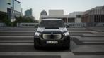BMW iX1 eDrive20 M Sport / Panoramadak / Trekhaak / Sportsto, Zwart, Stoelverwarming, Zwart, Nieuw