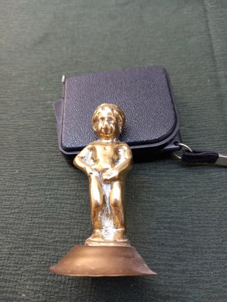 Vintage messing figuurtje "Manneke Pis"., Antiek en Kunst, Antiek | Koper en Brons, Koper, Ophalen of Verzenden