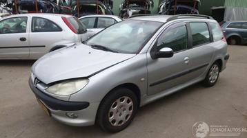 Peugeot 206 SW 2003 1.4i KFW Grijs EZR onderdelen beschikbaar voor biedingen