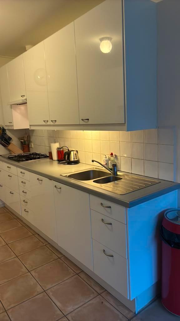 Ikea parallel keuken glanzend wit, Huis en Inrichting, Keuken | Complete keukens, Gebruikt, Dubbelwandige keuken, Wit, Kunststof