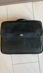 Samsonite laptoptas met veel bergruimte in goede staat, Ophalen, 17 inch of meer, Gebruikt