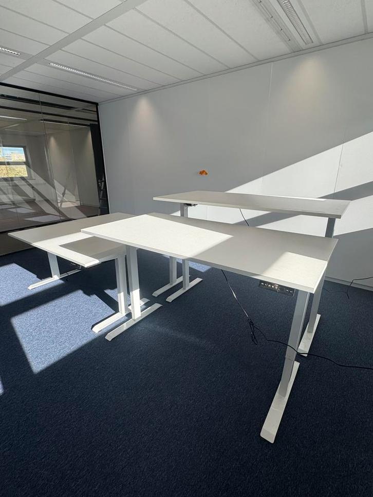 Elektrisch verstelbare Zit-Sta Bureau, Huis en Inrichting, Bureaus, Nieuw, Stabureau, Elektrisch, In hoogte verstelbaar, Ophalen of Verzenden