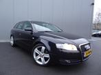 Audi A4 Avant 1.8 Turbo | NL-AUTO | LEDER | CRUISE | CLIMATE, Auto's, Audi, Voorwielaandrijving, Zwart, 4 cilinders, A4