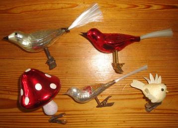 Vintage kerst 3 Kerstboomversiering vogeltjes en paddenstoel beschikbaar voor biedingen