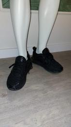 Nike WMNS Air Max 720 'Triple Black' schoenen maat 43, Kleding | Heren, Schoenen, Ophalen of Verzenden, Zo goed als nieuw