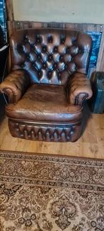 2x chesterfieldstoel mooi geleefd leuk voor mancave ., Huis en Inrichting, Ophalen