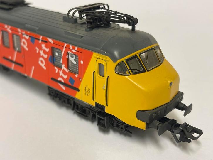 ** NIEUWSTAAT ** Märklin 3386 ** PTT POST MOTORPOST **, Hobby en Vrije tijd, Modeltreinen | H0, Zo goed als nieuw, Locomotief