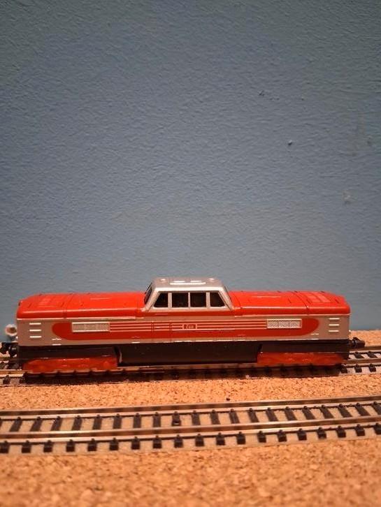 Dieselloc N spoor, Hobby en Vrije tijd, Modeltreinen | N-Spoor, Gebruikt, Locomotief, Gelijkstroom, Analoog, Ophalen of Verzenden