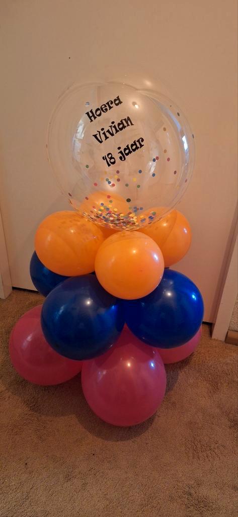 Super leuke gepersonaliseerde ballonnen pilaren €20, Hobby en Vrije tijd, Feestartikelen, Zo goed als nieuw, Versiering, Geboorte of Huwelijk