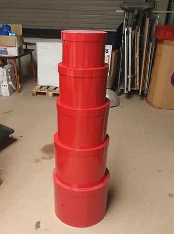 Set van 5 rode XL opbergdozen - rond - met deksel  beschikbaar voor biedingen