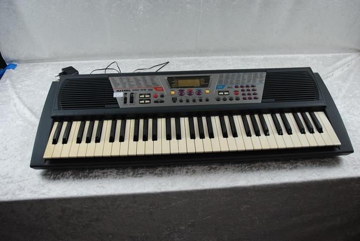 Maxwell Keyboard met ingebouwde boxen MC-56   <25250824>, Muziek en Instrumenten, Instrumenten | Onderdelen, Gebruikt, Keyboard of Synthesizer