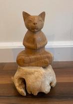 Handgemaakte houten zittende kat op parasiet - klein, Ophalen of Verzenden