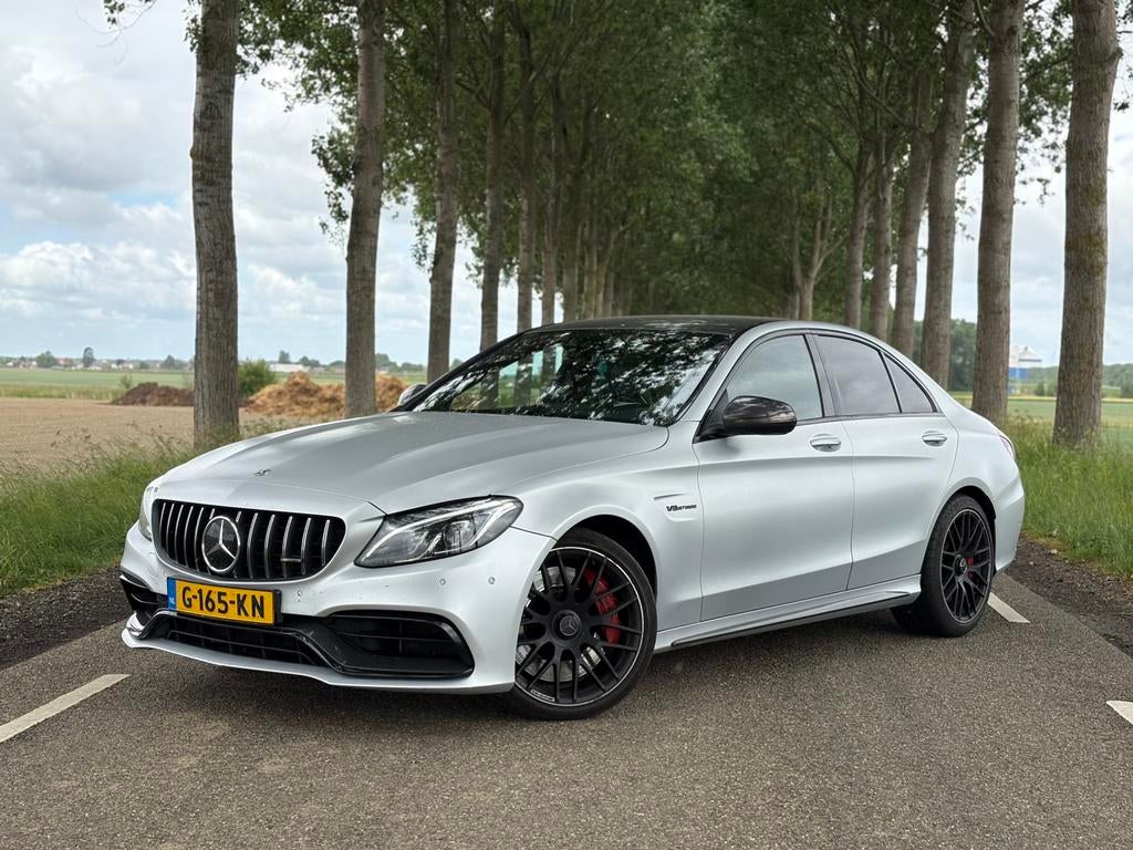 Mercedes C 63 s / DOWNPIPES / SCHAALSTOELEN / CARBONPAKKET, Auto's, Mercedes-Benz, Bedrijf, C-Klasse, Sedan, Automaat, Geïmporteerd
