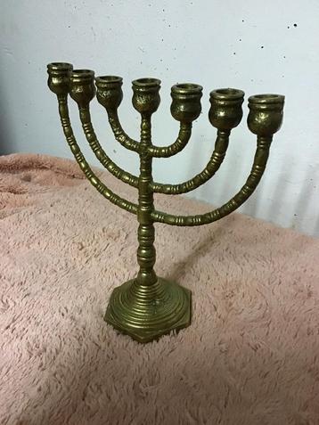 Zware bronzen kandelaar, 24cm beschikbaar voor biedingen