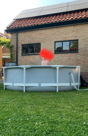 Intex prism zwembad met pomp en afdekzeil nieuwstaat beschikbaar voor biedingen
