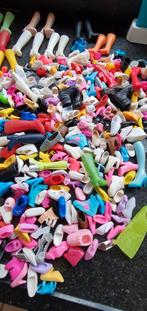 Grote partij barbie sindy fleur schoentjes laarzen pantoffel, Ophalen of Verzenden, Gebruikt, Kleertjes