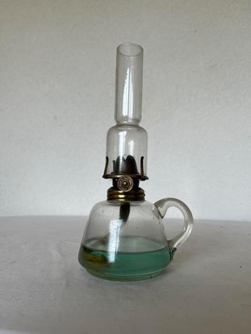 Glazen Olielampje Petroleumlamp Glas Olielamp Waker Lamp beschikbaar voor biedingen