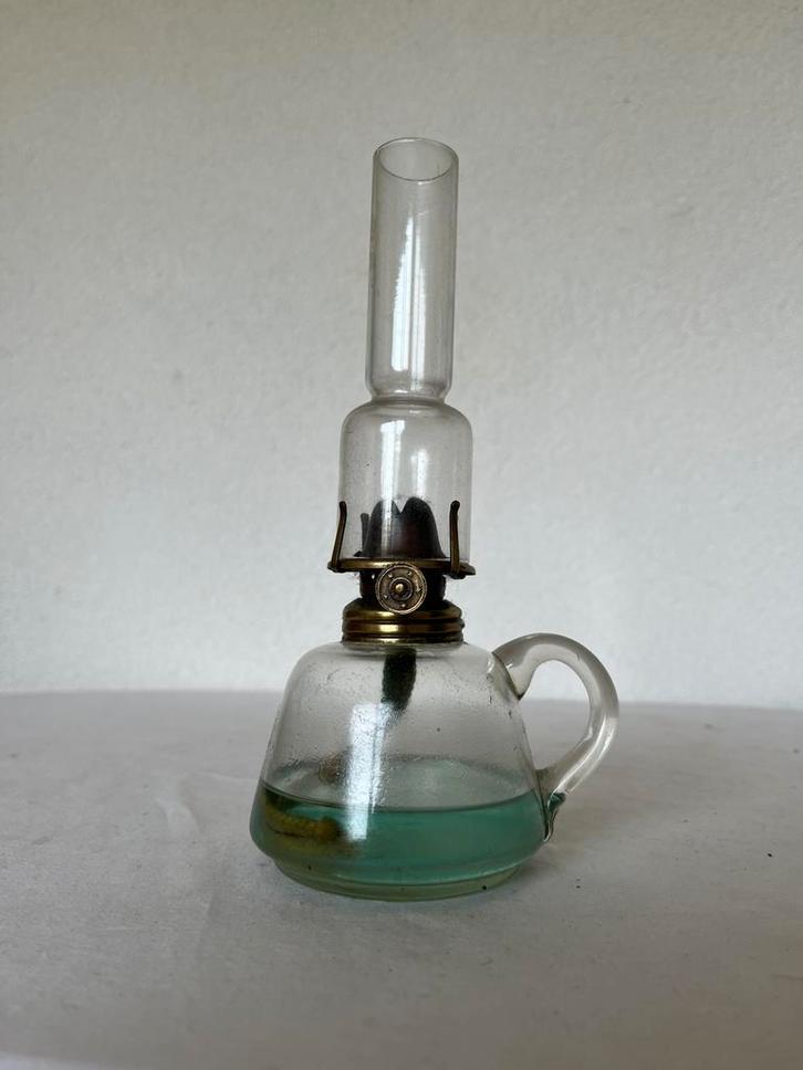 Glazen Olielampje Petroleumlamp Glas Olielamp Waker Lamp, Antiek en Kunst, Antiek | Lampen, Ophalen of Verzenden