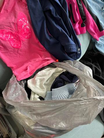 Kinderkleding diversen 10-12 jaar beschikbaar voor biedingen
