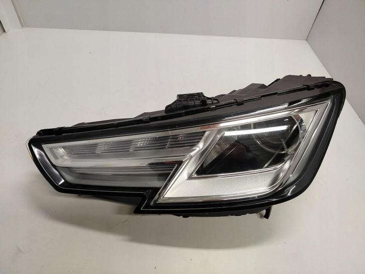 Audi A4 B9 8W Xenon-lamp links, Auto-onderdelen, Verlichting, Audi, Gebruikt, Ophalen of Verzenden