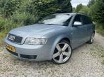 Audi A4 Avant 1.6 Pro LineNette Audi, Auto's, Audi, Zwart, 4 cilinders, Blauw, A4