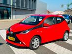 Toyota Aygo 1.0 12V Vvt-i 5Ddrs 2014 Airco Achteruitcamera, Voorwielaandrijving, 4 stoelen, 24 km/l, Handgeschakeld