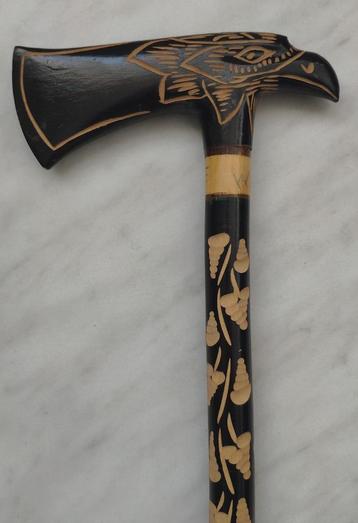 Vintage wandelstok zwart houtsnijwerk met adelaar 89 cm beschikbaar voor biedingen