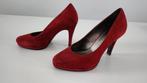 Bordeaux rode pumps, Kleding | Dames, Schoenen, Nieuw, Ophalen of Verzenden, Van Assem, Pumps