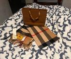 Burberry Sjaal Nieuw met Bon, Ophalen of Verzenden, Nieuw, Sjaal