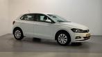 Volkswagen Polo 1.0 TSI Comfortline Business Parkeersensoren, Auto's, Voorwielaandrijving, Gebruikt, Met garantie (alle), Wit