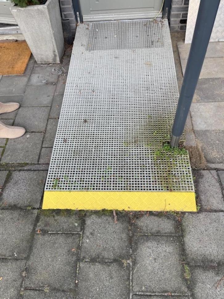 Oprijplaat/drempelhulp, Auto diversen, Aanhangwagen-onderdelen, Gebruikt, Ophalen