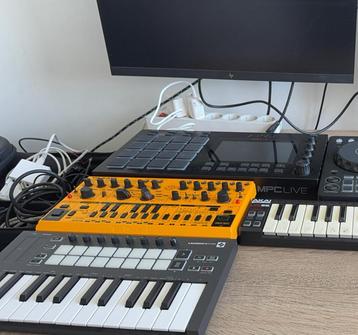 Akai MPC Live (MK1) - Standalone Music Production Center beschikbaar voor biedingen