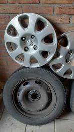 Voor nog geen € 10,-- per stuk winterbanden op velg, Ophalen, Gebruikt, Peugeot