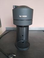 Nespresso vertuo next + cups en ontkalker, Ophalen of Verzenden, Zo goed als nieuw, Koffiemachine, Koffiepads en cups