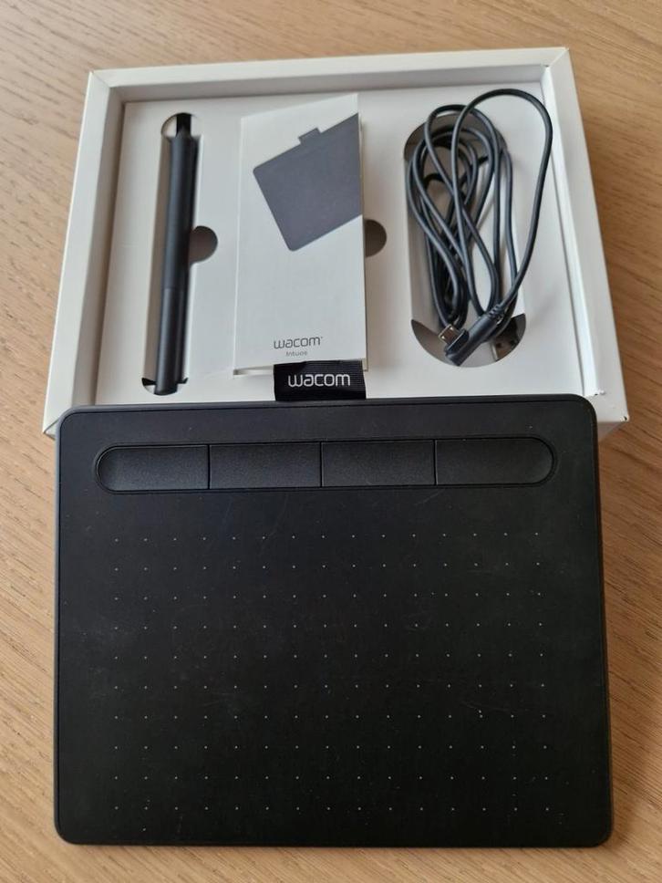 * Tekentablet Wacom Intuos
Creative pen tablet, Computers en Software, Tekentablets, Nieuw, Ophalen of Verzenden