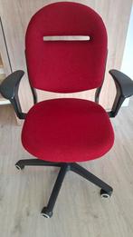 Ahrend bureaustoel - Rood, Huis en Inrichting, Ophalen, Zo goed als nieuw, Bureaustoel, Rood