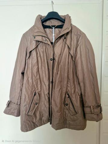 Ulla Popken Selection Tussenjas Maat 44 Camel beschikbaar voor biedingen