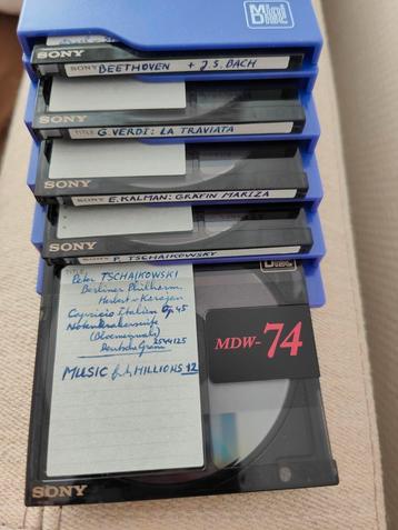 Sony mini disks met klasiekke muziek  beschikbaar voor biedingen