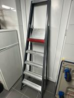 Altrex trap, Ophalen, Zo goed als nieuw, Trap, Minder dan 2 meter