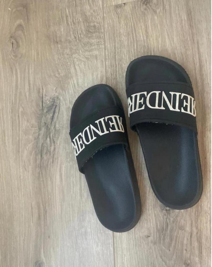 Reinders slippers, Kleding | Dames, Schoenen, Ophalen of Verzenden, Zo goed als nieuw, Zwart