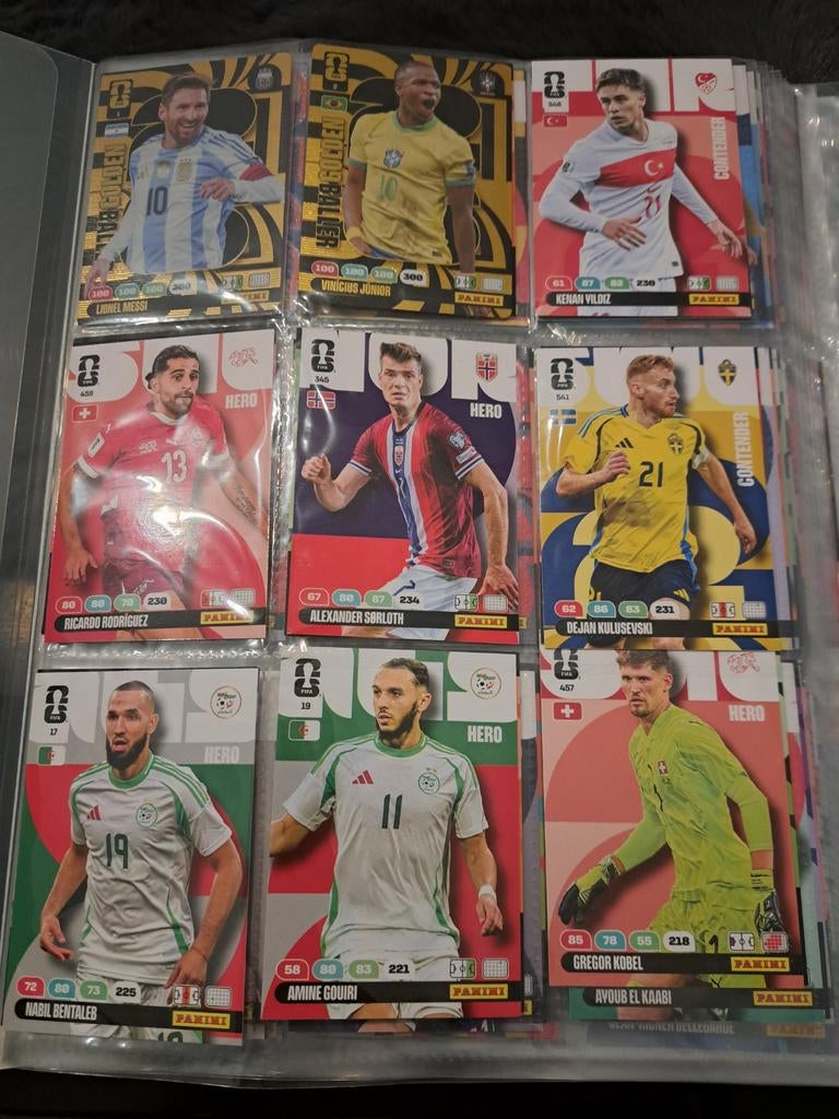 Voetbal plaatjes in een verzamelalbum, Verzamelen, Ophalen of Verzenden, Zo goed als nieuw, Buitenlandse clubs, Poster, Plaatje of Sticker